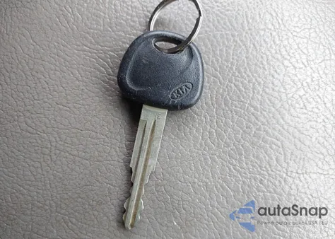 2007 Kia Sorento из США, поврежденный, VIN KNDJD736375687201